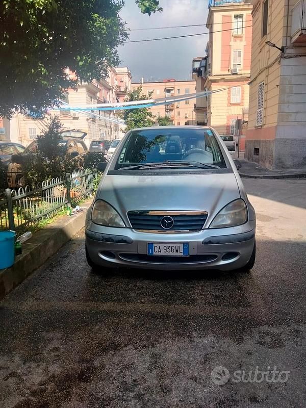 Usata Mercedes A200 Classic 82 CV (60 kW) 2002 Grigio Berlina