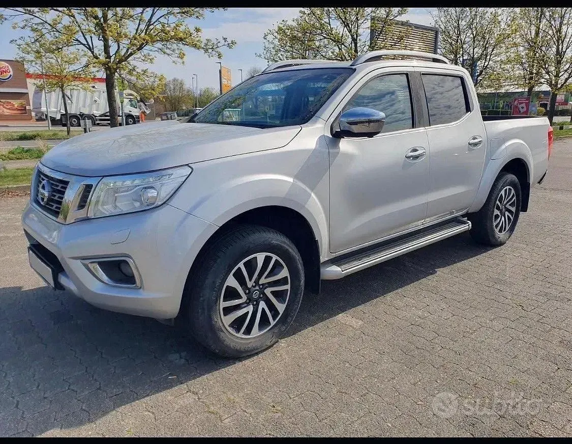 Usata Nissan Navara Tekna 190 CV (139 kW) 2017 Pick-up