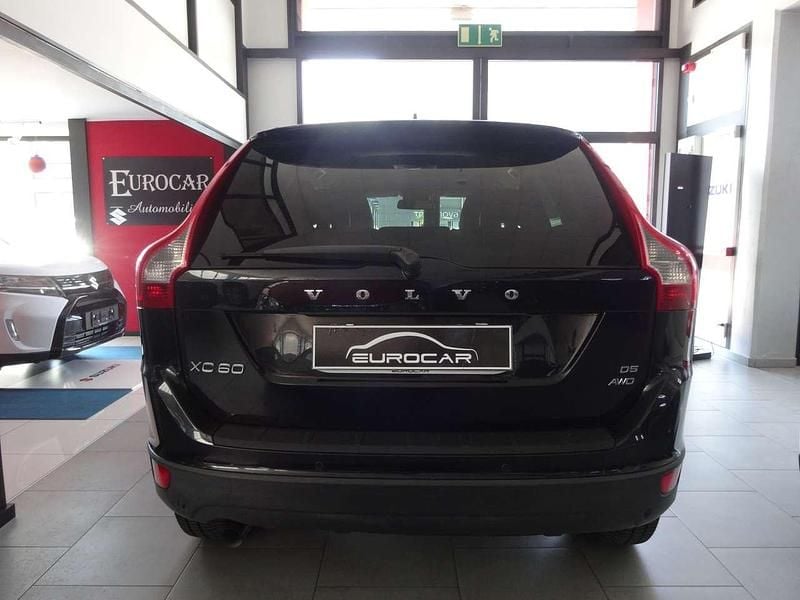 Usata Volvo XC60 Momentum 185 CV (136 kW) 2008 Nero SUV