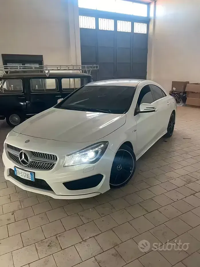 Usata Mercedes CLA180 Executive 109 CV (80 kW) 2014 Bianco Coupé