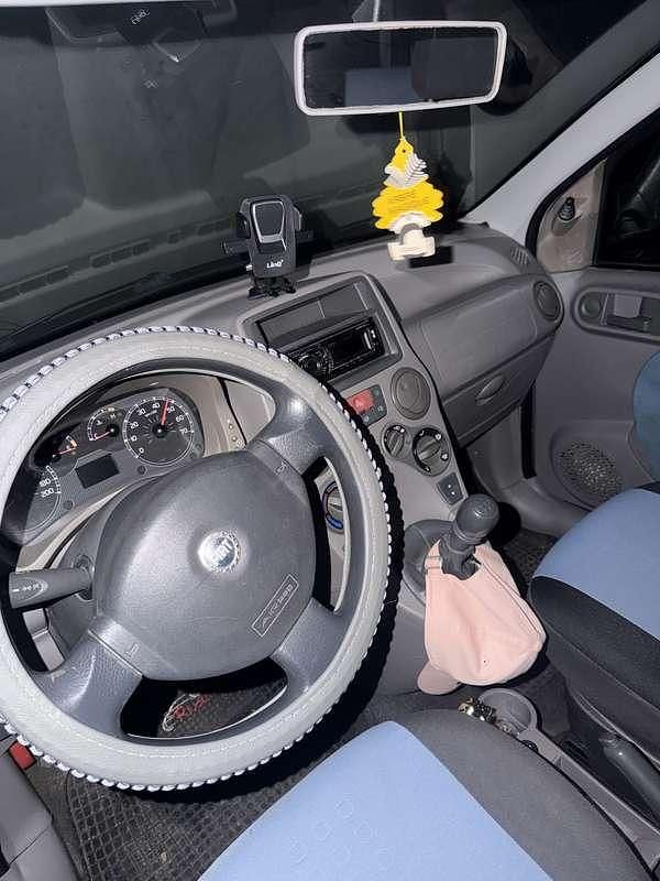 Usata Fiat Panda Active 54 CV (39 kW) 2004 Utilitaria
