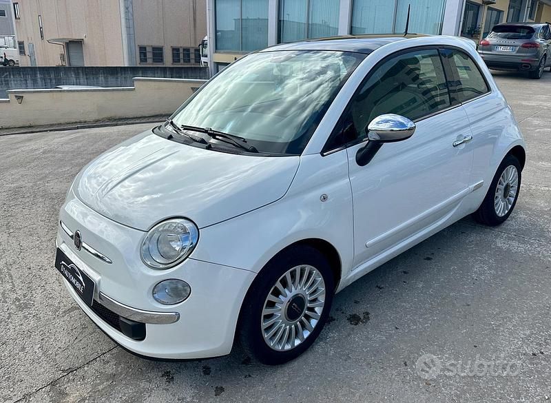 Usata Fiat 500 Lounge 69 CV (50 kW) 2013 Bianco Berlina