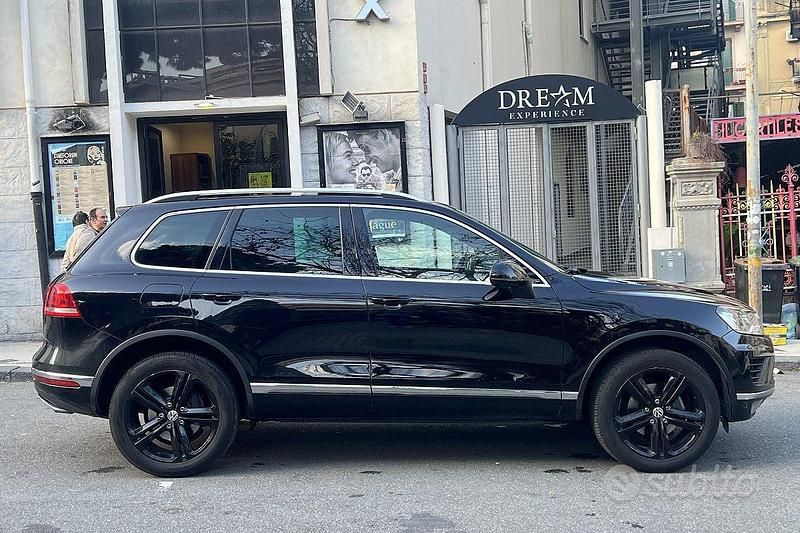 Usata VW Touareg Executive 204 CV (150 kW) 2017 Nero SUV
