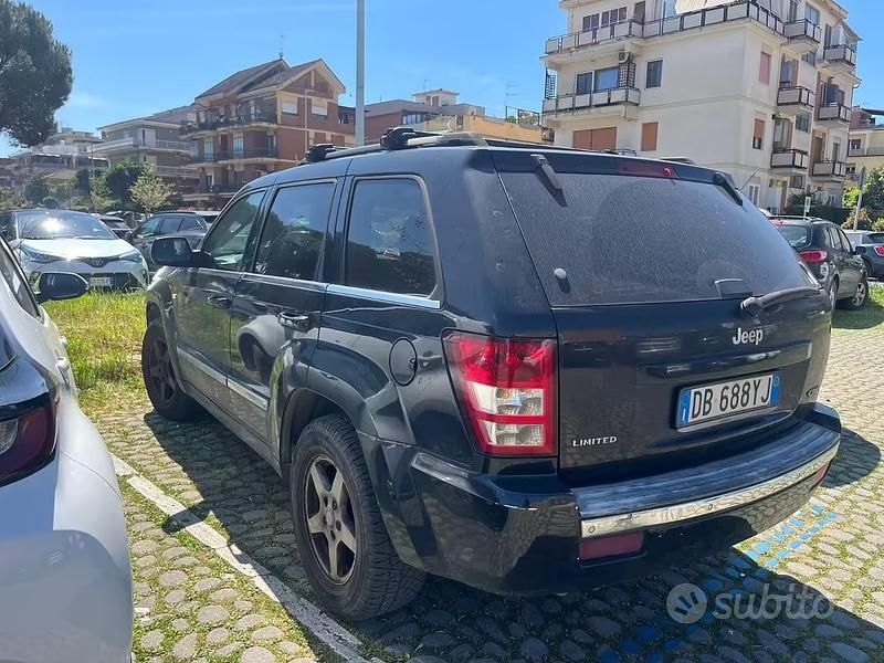 Usata Jeep Grand Cherokee 218 CV (160 kW) 2006 Nero SUV