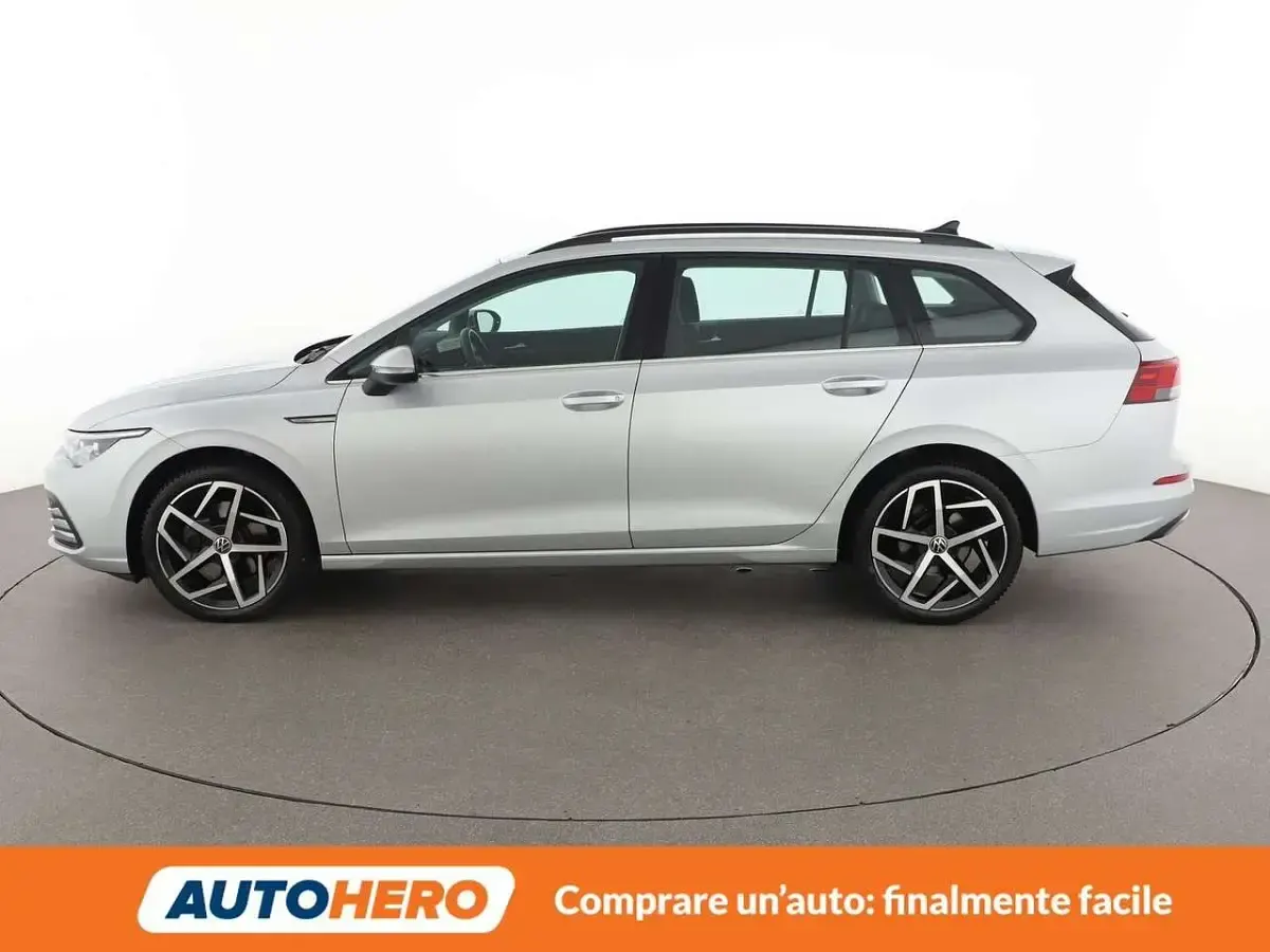 Usata VW Golf VIII Style 116 CV (85 kW) 2021 Argento Station wagon