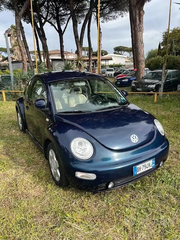 Usata VW New Beetle 116 CV (85 kW) 1999 Utilitaria