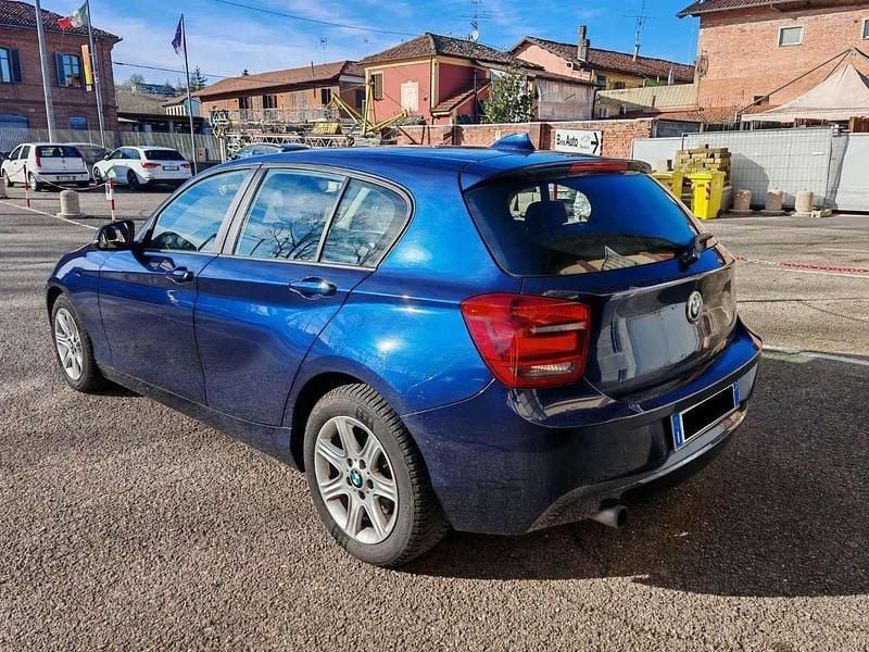 Usata BMW 114 95 CV (69 kW) 2013 Blu/azzurro Utilitaria