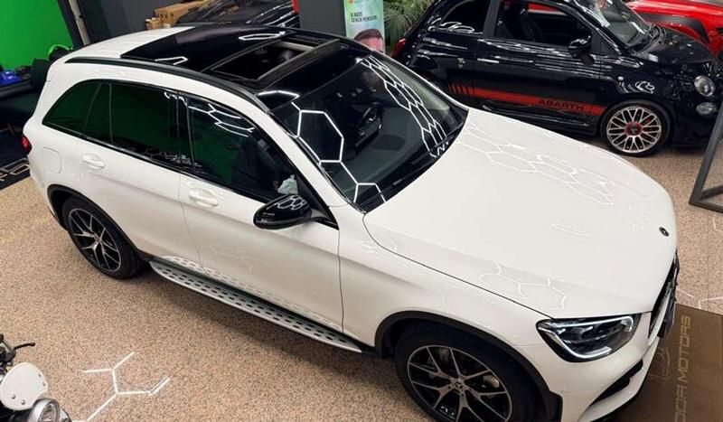 Usata Mercedes GLC220 Premium Plus 194 CV (142 kW) 2022 Bianco SUV