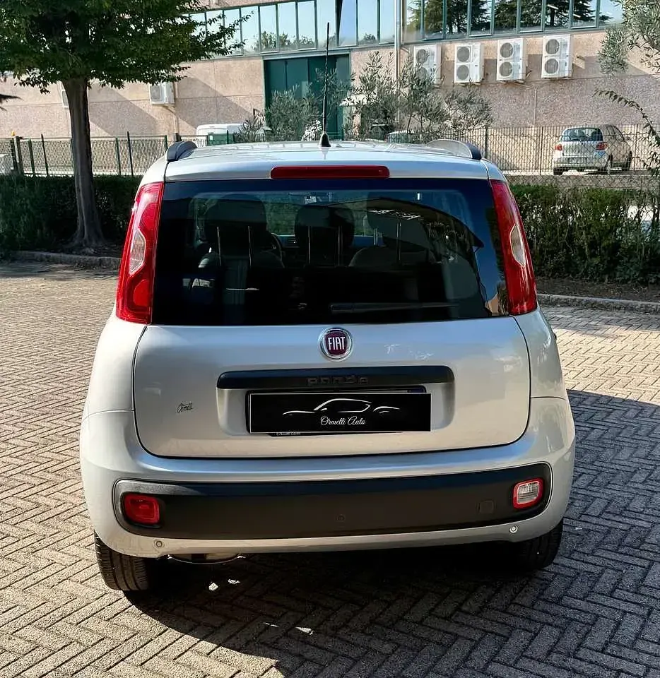 Usata Fiat Panda Lounge 75 CV (55 kW) 2014 Argento Utilitaria