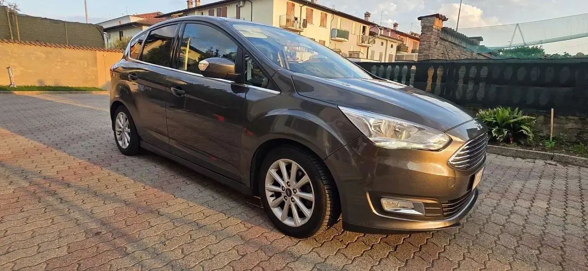 Usata Ford C-MAX Titanium 95 CV (69 kW) 2017 Monovolume