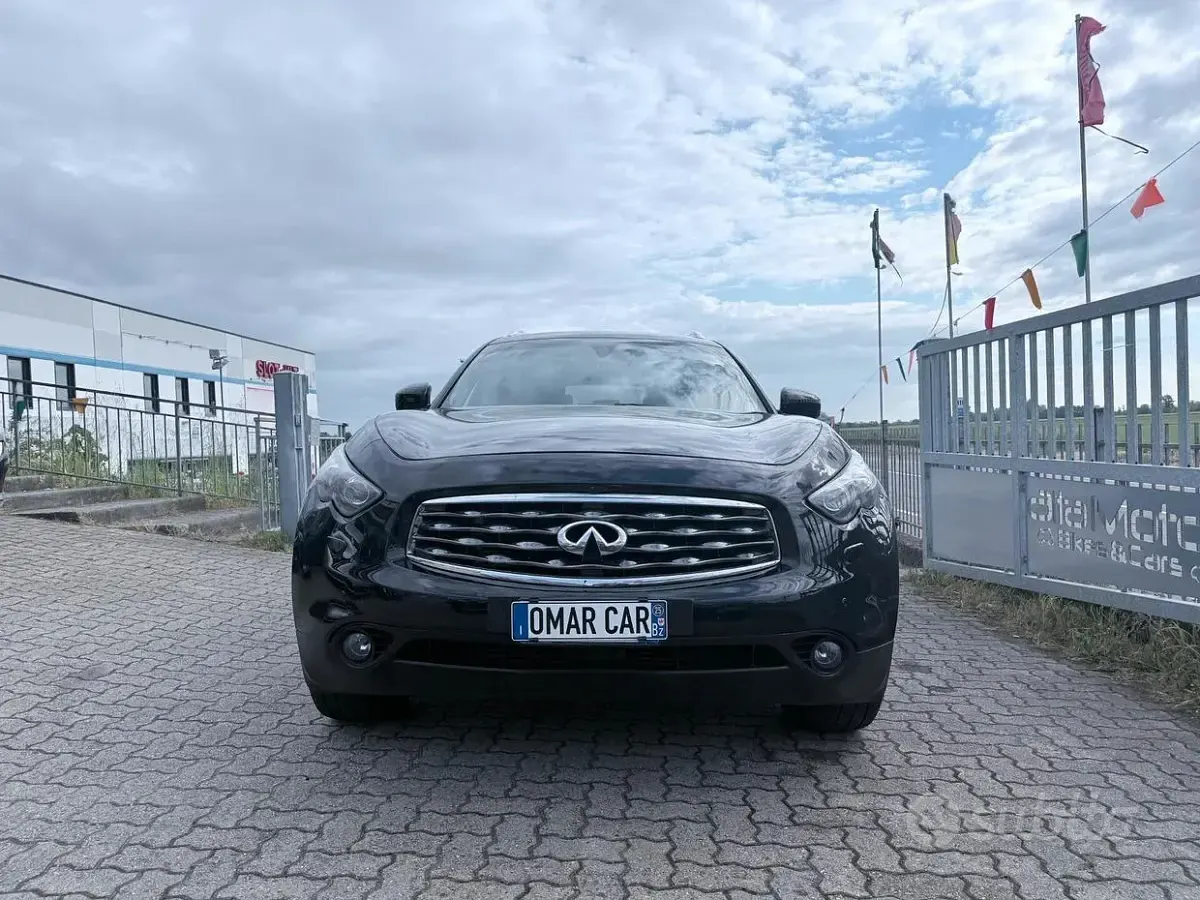 Usata Infiniti Fx30 238 CV (175 kW) 2010 Nero SUV