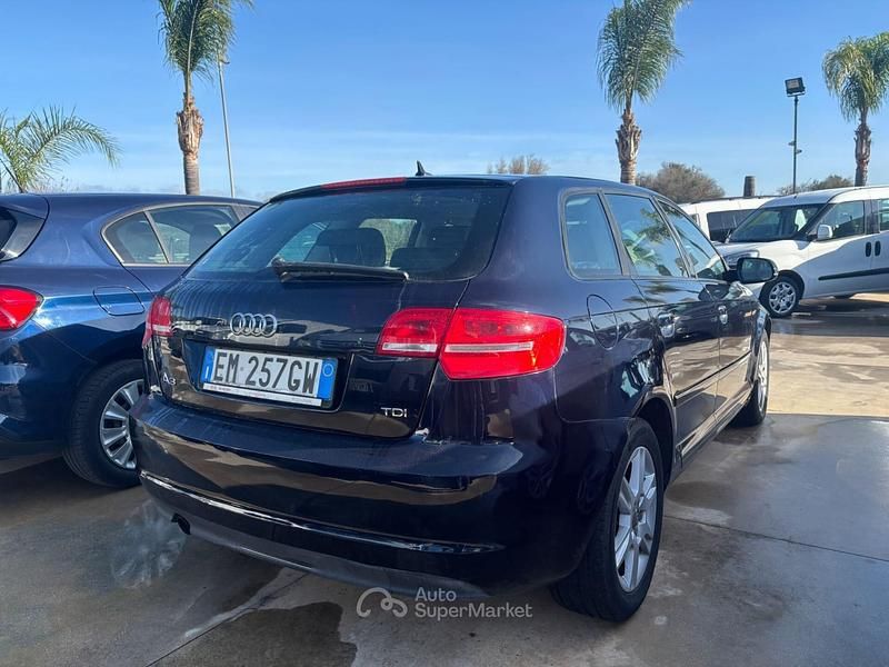 Usata Audi A3 Ambition 140 CV (102 kW) 2012 Blu Utilitaria