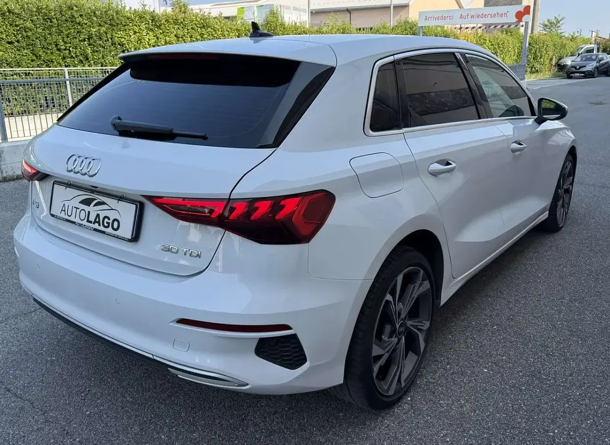 Usata Audi A3 Advanced 116 CV (85 kW) 2022 Bianco Berlina