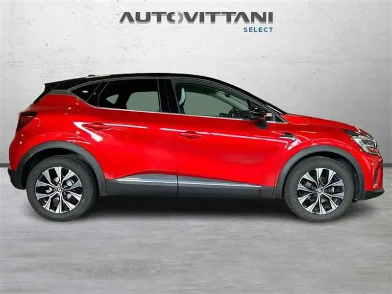 Usata Renault Captur Techno 140 CV (102 kW) 2023 Rosso SUV