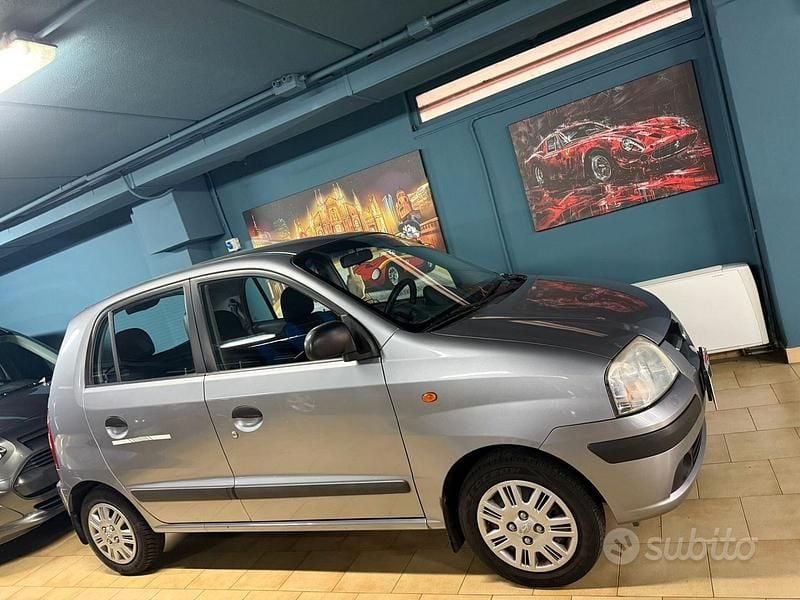 Usata Hyundai Atos 63 CV (46 kW) 2007 Grigio Utilitaria