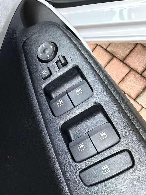 Nuova Hyundai i10 Prime 63 CV (46 kW) 2025 Aurora grey Utilitaria