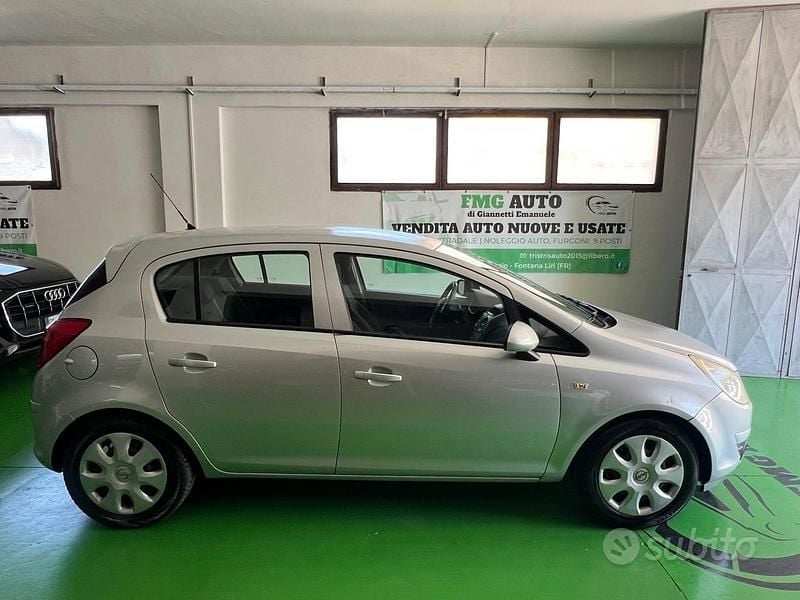 Usata Opel Corsa 80 CV (58 kW) 2009 Grigio Utilitaria