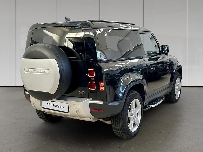 Usata Land Rover Defender SE 249 CV (183 kW) 2023 Santorini black SUV