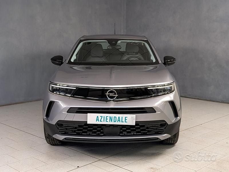 Usata Opel Mokka Elegance 131 CV (96 kW) 2023 Grigio SUV