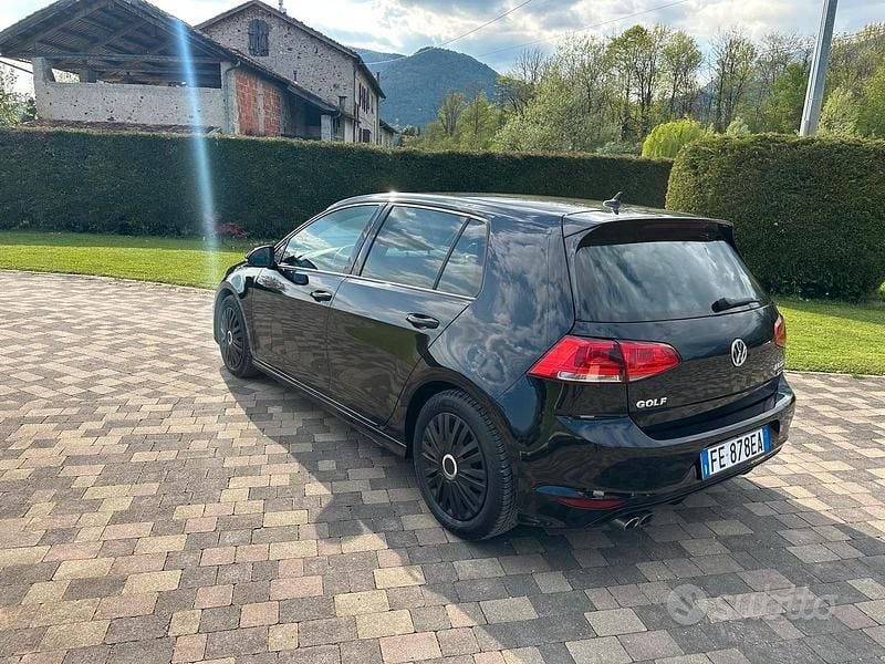 Usata VW Golf VII R-line 2016 Nero Berlina