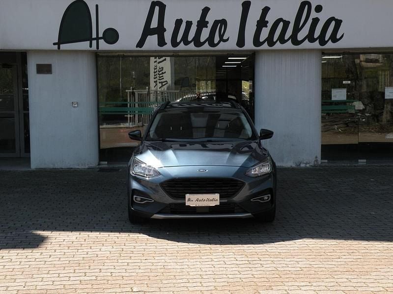 Usata Ford Focus Active 125 CV (91 kW) 2022 Blu Berlina