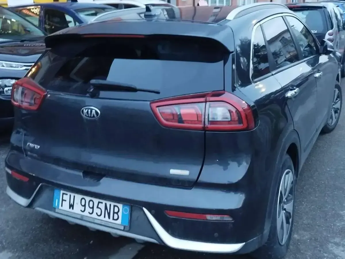 Usata Kia Niro 105 CV (77 kW) 2019 Grigio SUV
