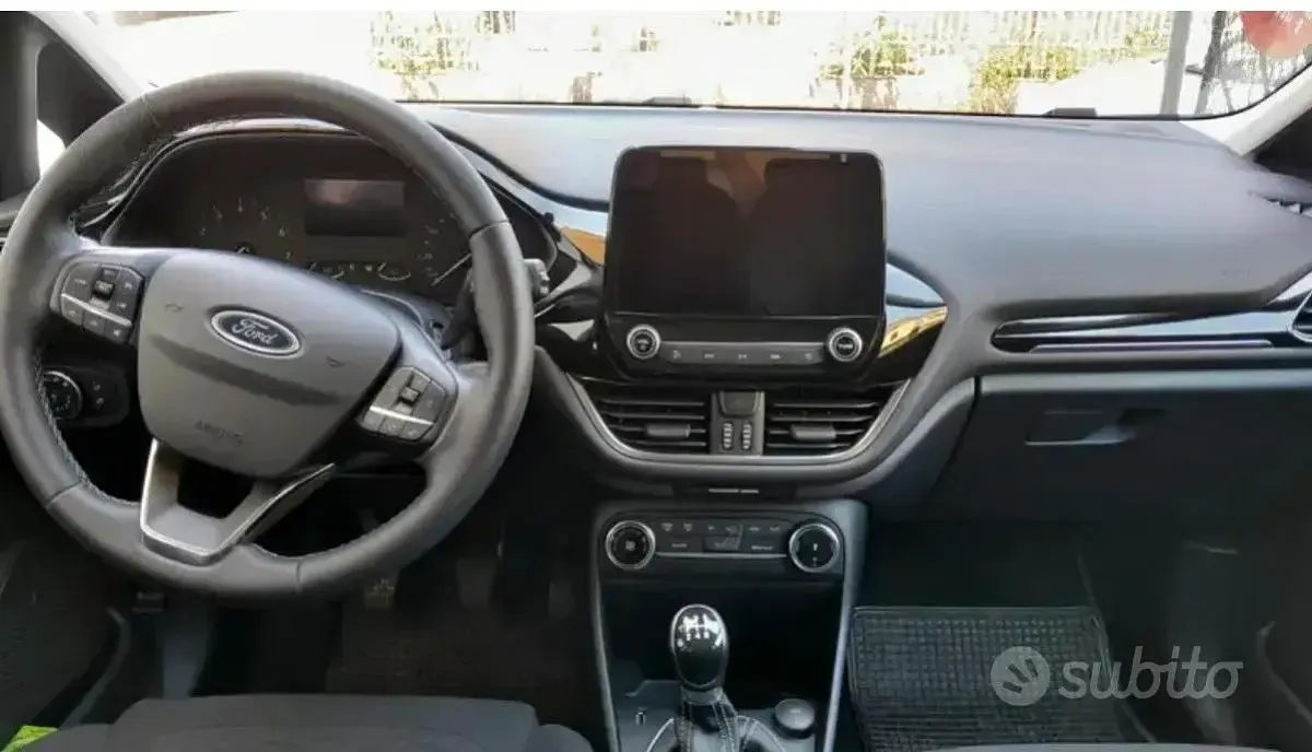 Usata Ford Fiesta Titanium 75 CV (55 kW) 2023 Blu Utilitaria