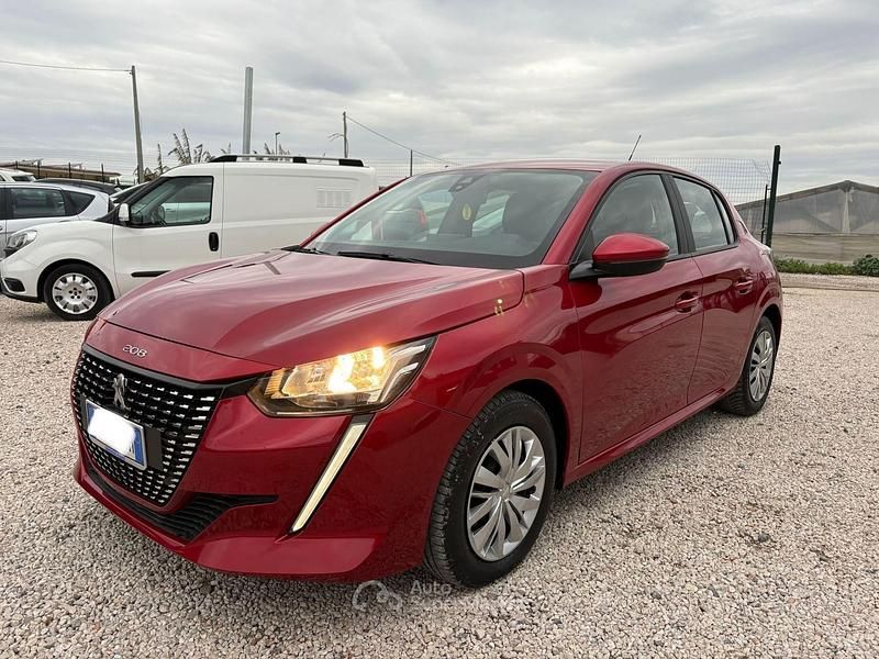 Usata Peugeot 208 75 CV (55 kW) 2021 Rosso Utilitaria