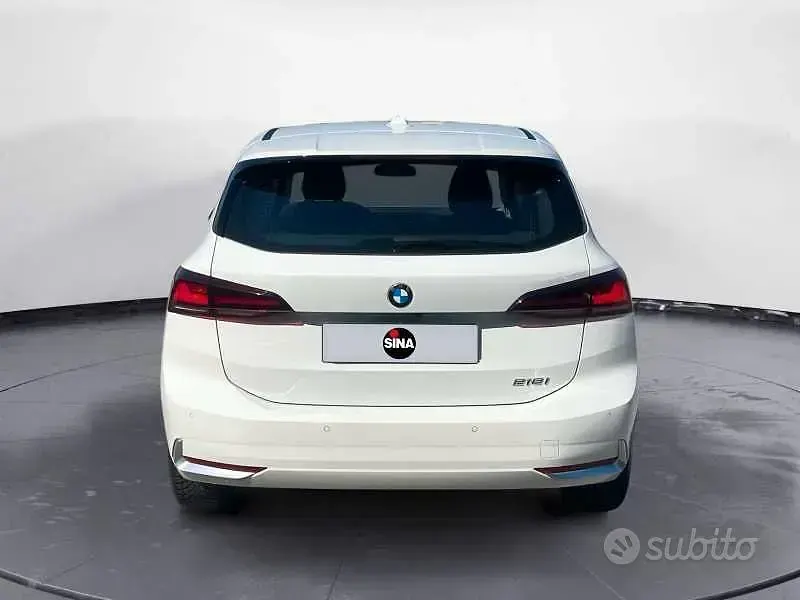 Usata BMW 218 Active Tourer Performance 136 CV (100 kW) 2022 Bianco Monovolume