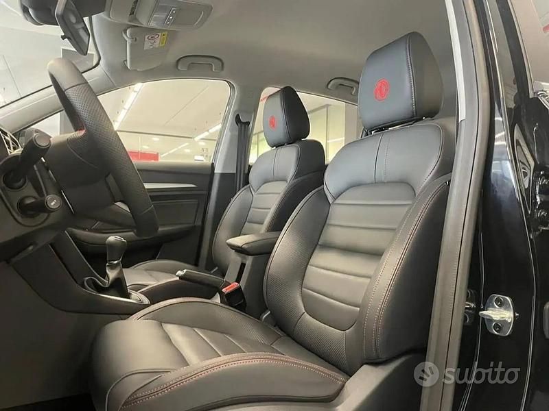 Usata MG ZS Luxury 116 CV (85 kW) 2025 Nero Berlina