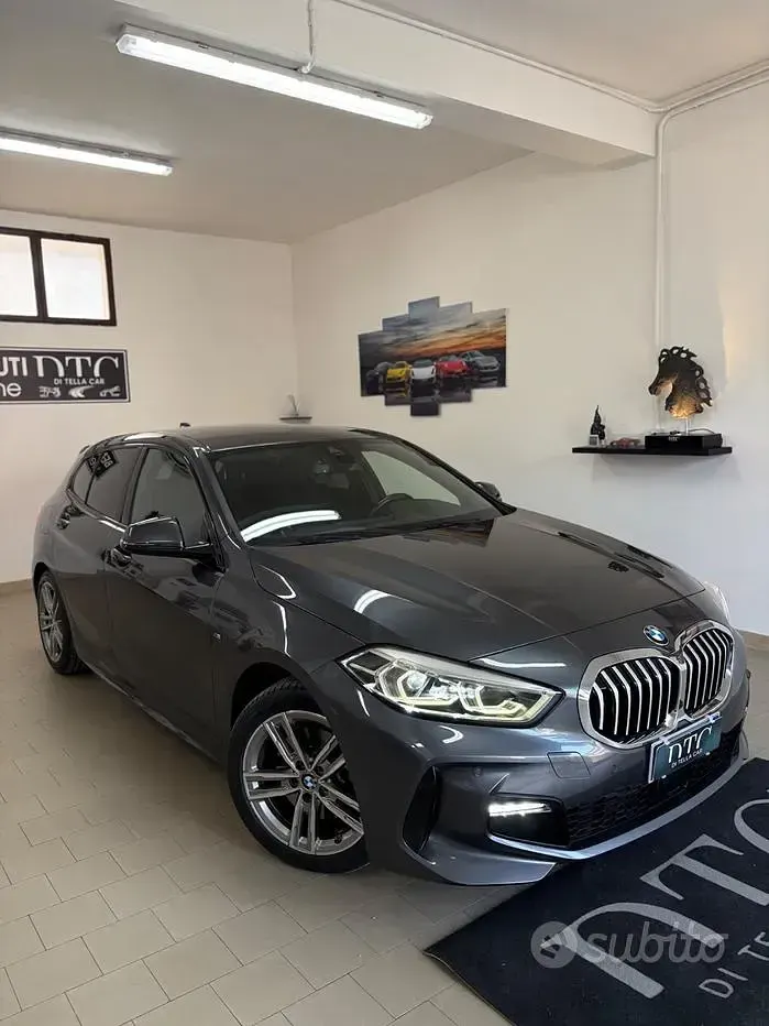 Usata BMW 118 M Sport 150 CV (110 kW) 2021 Grigio Utilitaria