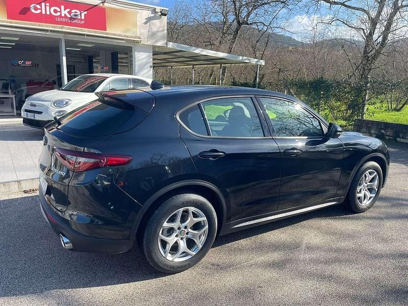 Usata Alfa Romeo Stelvio Business 190 CV (139 kW) 2021 Nero SUV