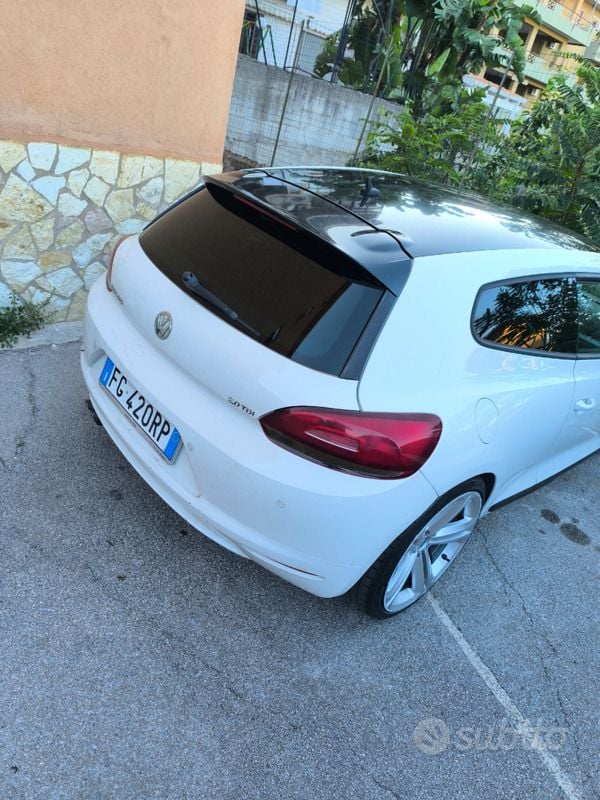 Usata VW Scirocco 140 CV (102 kW) 2009 Bianco Coupé