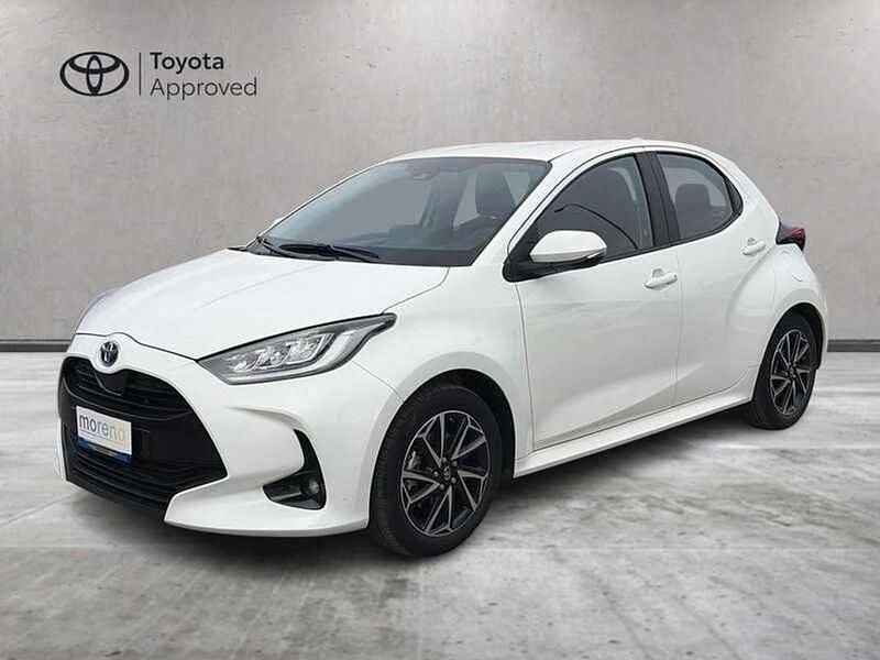 Usata Toyota Yaris Hybrid Trend 116 CV (85 kW) 2022 Bianco Utilitaria