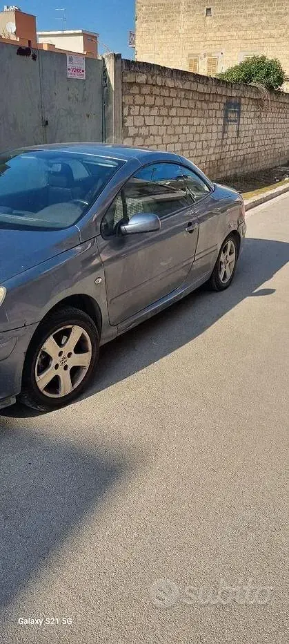 Usata Peugeot 307 CC 109 CV (80 kW) 2005 Verde Cabrio