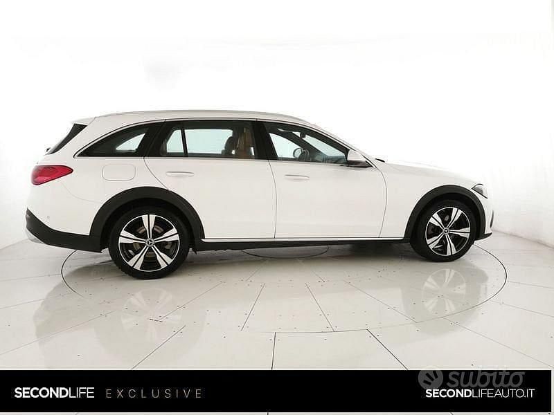 Usata Mercedes C220 Advanced 197 CV (144 kW) 2024 Bianco Station wagon