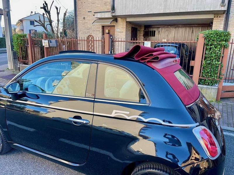 Usata Fiat 500C 69 CV (50 kW) 2015 Nero Cabrio