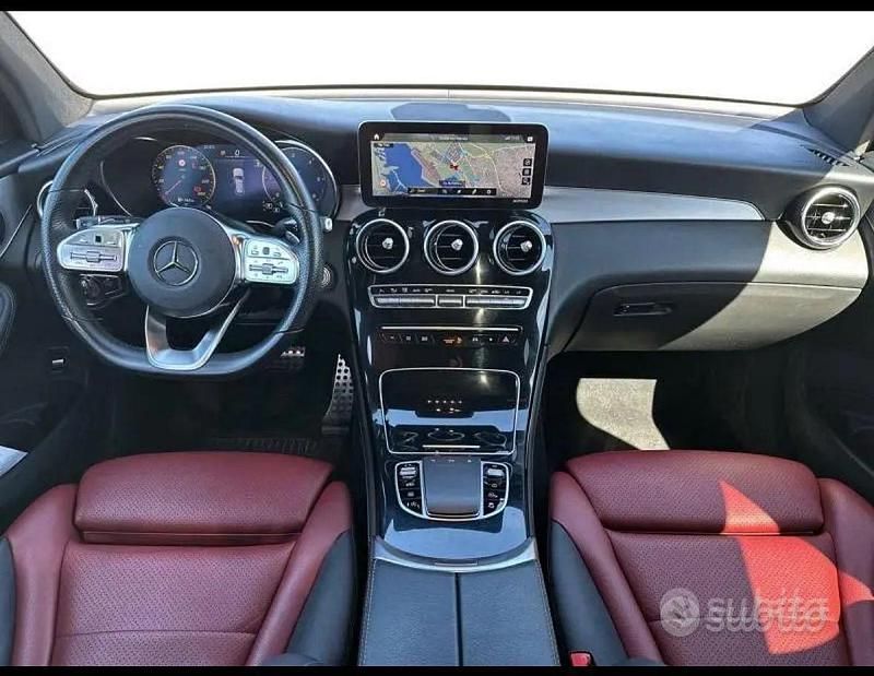 Usata Mercedes GLC220 AMG 194 CV (142 kW) 2021 Bianco SUV