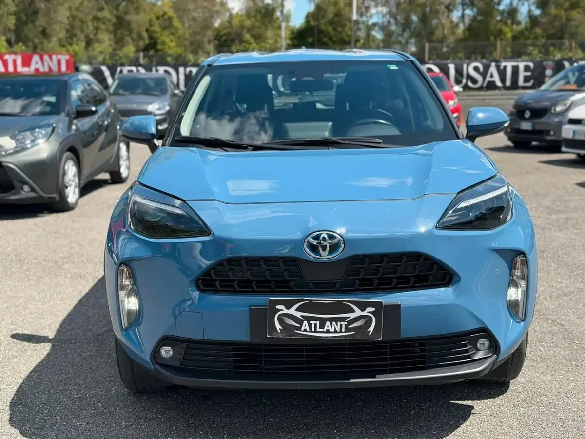 Usata Toyota Yaris Cross Active 92 CV (67 kW) 2022 Blu SUV
