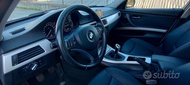 Usata BMW 316 116 CV (85 kW) 2011 Bianco Berlina