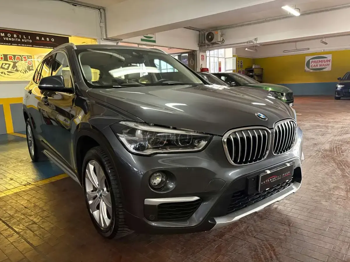 Usata BMW X1 xLine 136 CV (100 kW) 2016 Grigio SUV