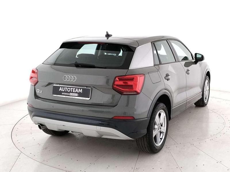 Usata Audi Q2 Admired 116 CV (85 kW) 2020 Grigio metall. SUV