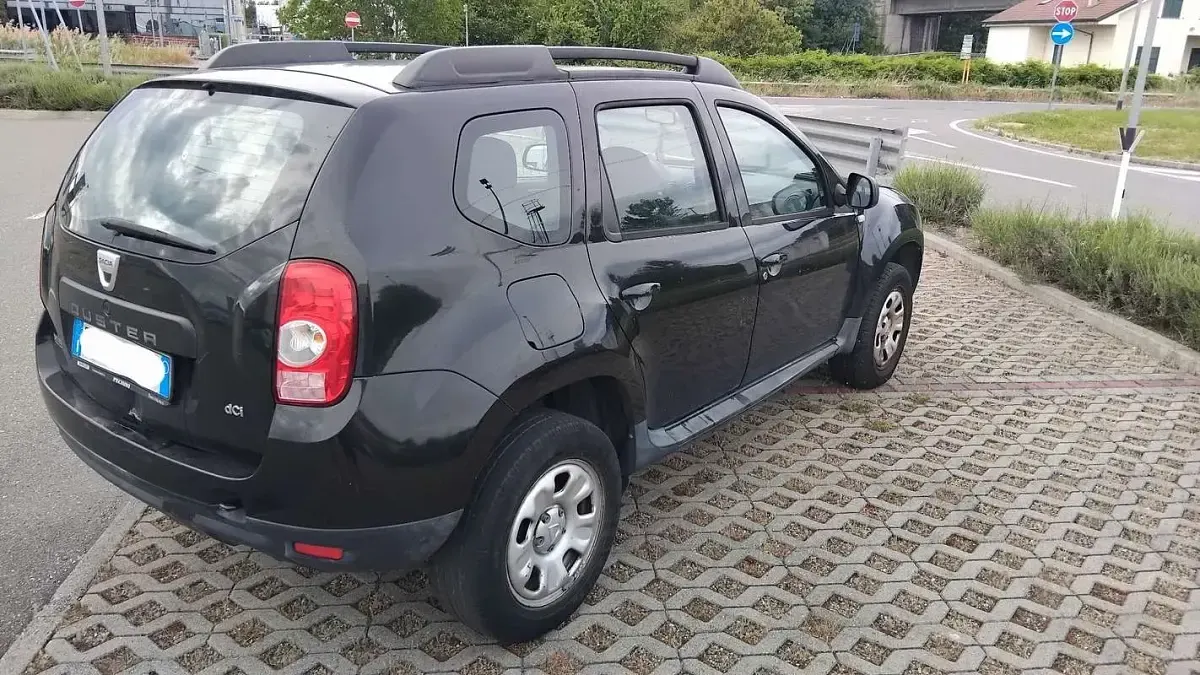 Usata Dacia Duster Lauréate 107 CV (78 kW) 2011 SUV