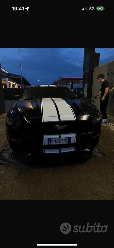 Nero Usata 2016 Ford Mustang Coupé | 27.500 € - Immagine 1/4