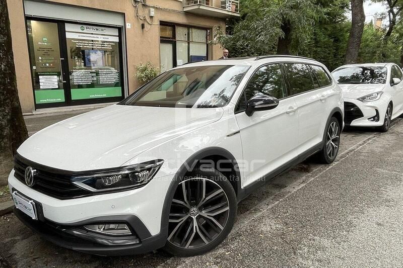 Usata VW Passat Alltrack 190 CV (139 kW) 2020 Bianco Station wagon