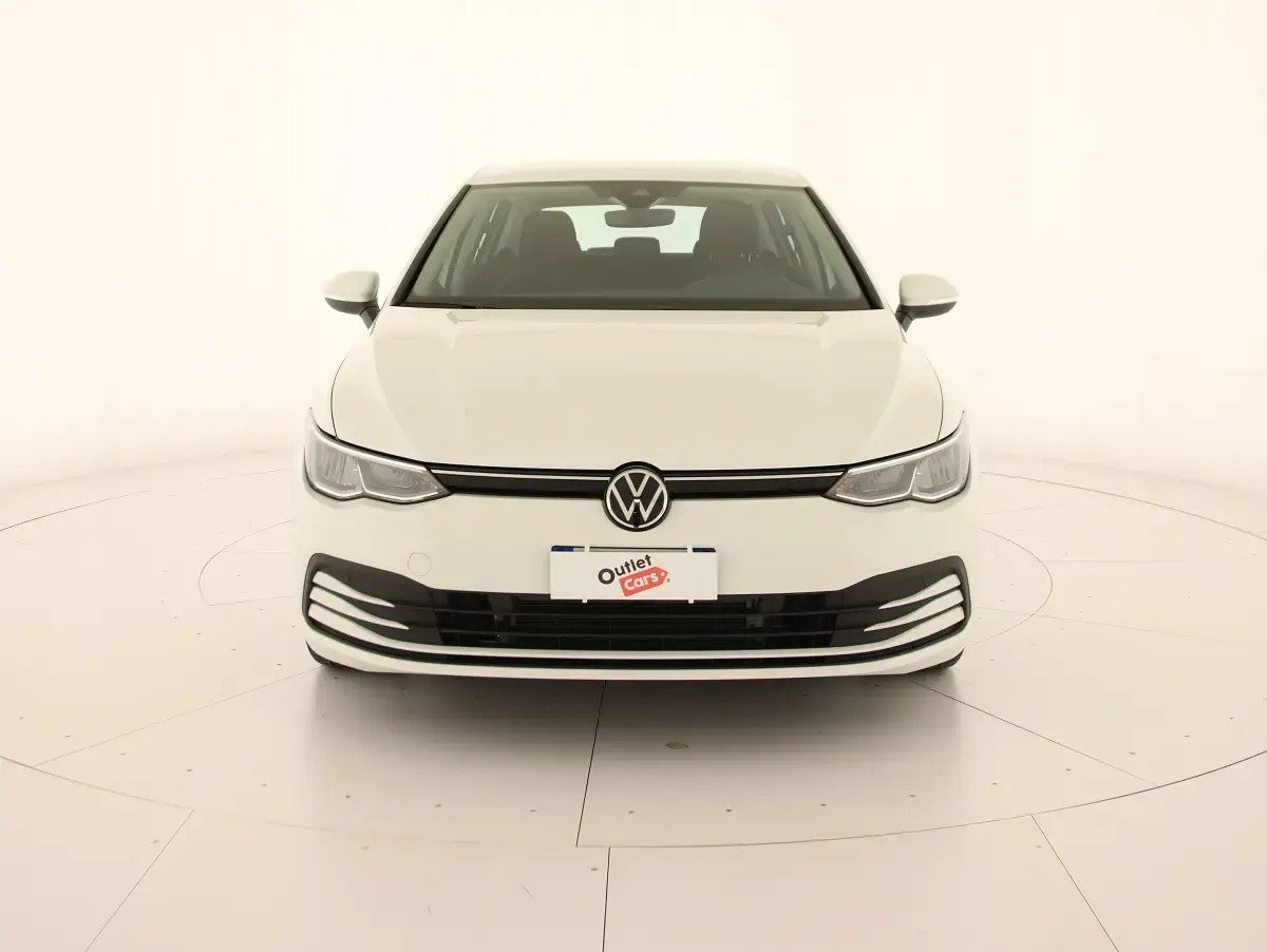 Usata VW Golf VIII Life 110 CV (80 kW) 2022 Pure white Berlina