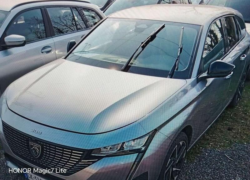 Usata Peugeot 308 SW Allure 131 CV (96 kW) 2022 Other Station wagon