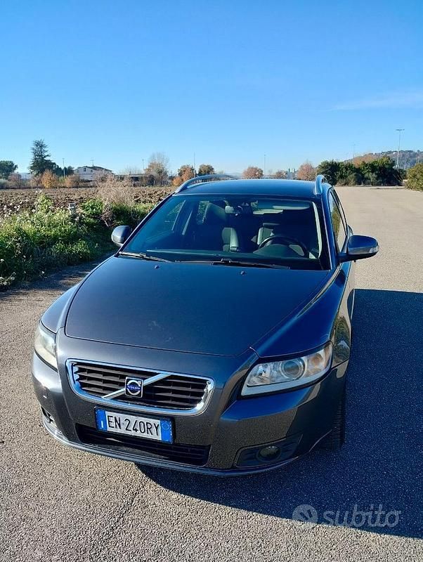 Usata Volvo V50 115 CV (84 kW) 2012 Station wagon