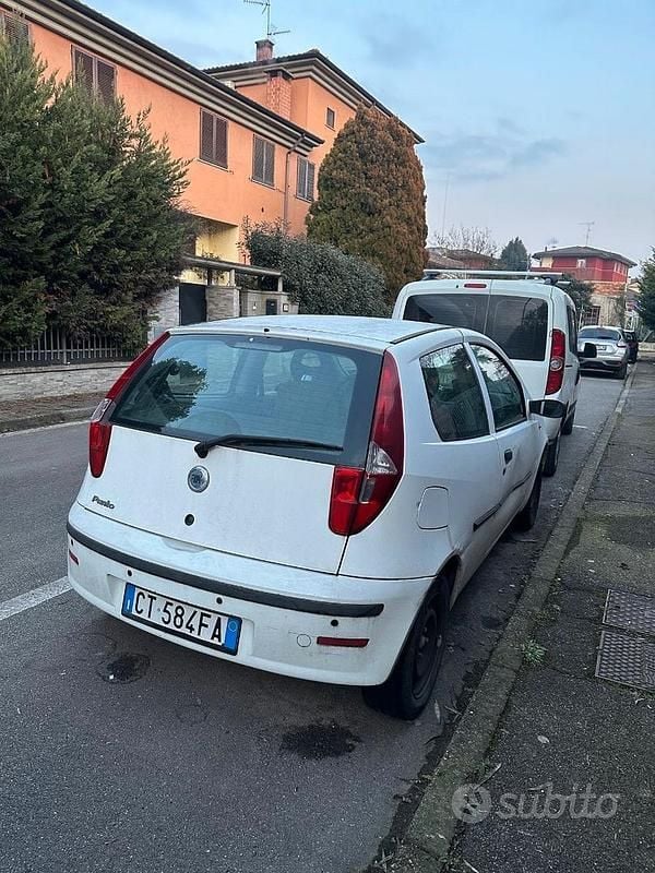 Occasion Fiat Punto 80 ch (58 kW) 2005 Blanc Berline