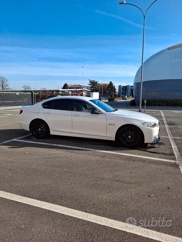 Usata BMW 520 184 CV (135 kW) 2013 Berlina